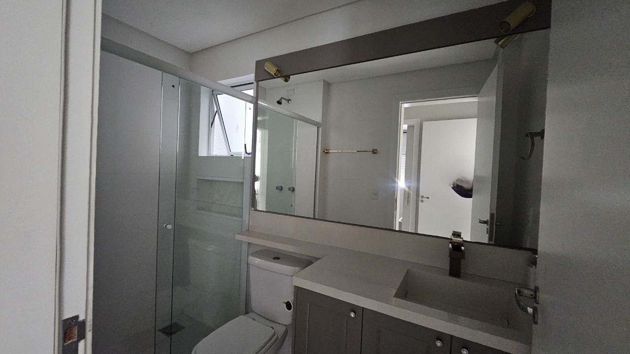 Apartamento com 72m², 3 quartos (sendo 1 suíte), 1 garagem, no bairro Saco Grande em Florianópolis