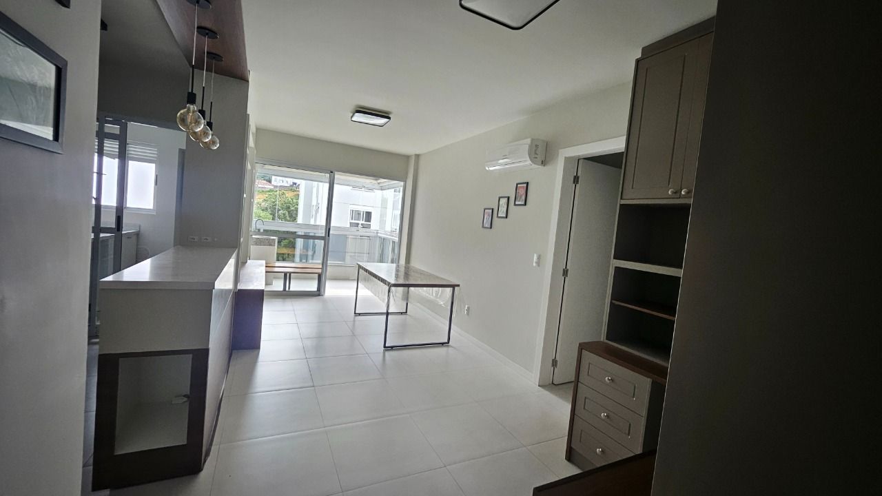 Apartamento com 72m², 3 quartos (sendo 1 suíte), 1 garagem, no bairro Saco Grande em Florianópolis