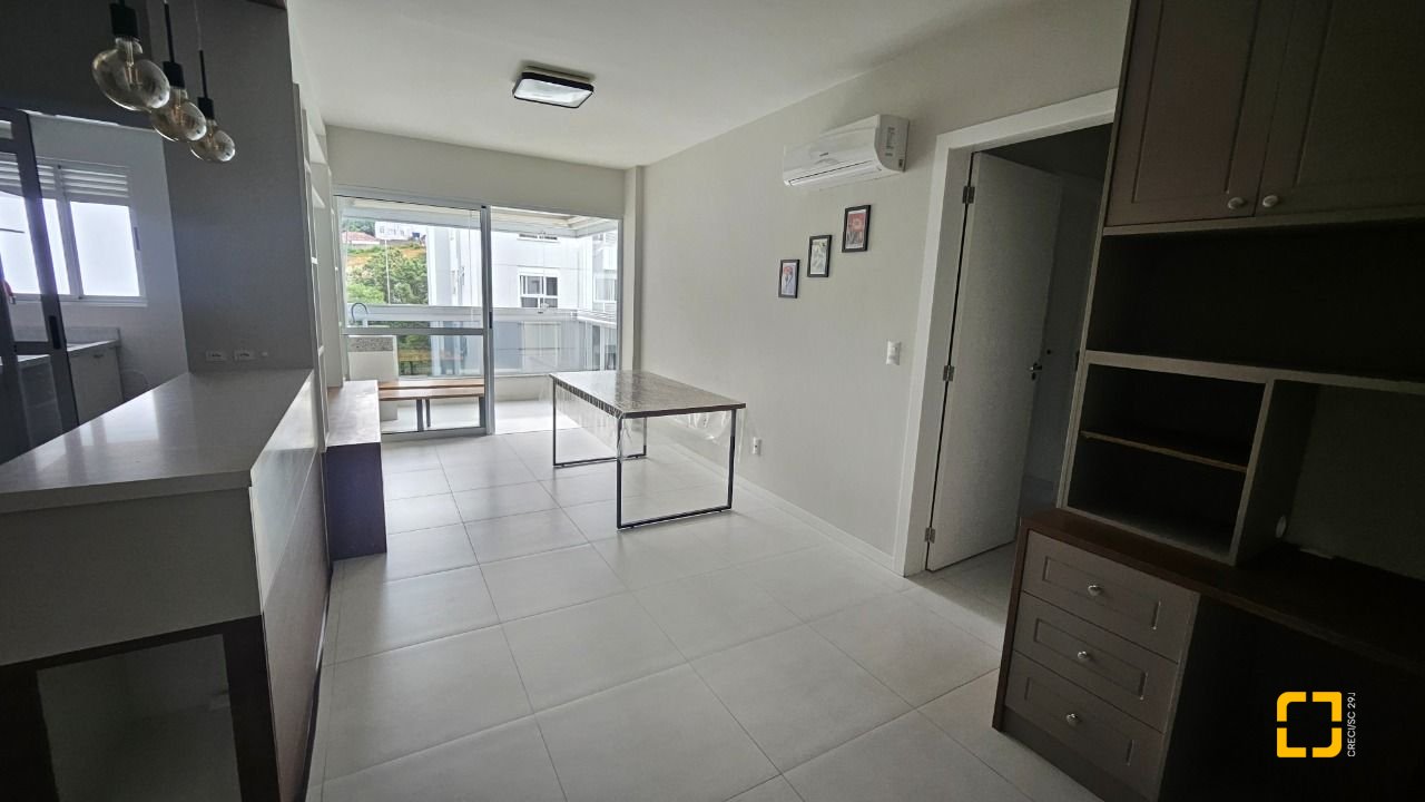 Apartamento com 72m², 3 quartos (sendo 1 suíte), 1 garagem, no bairro Saco Grande em Florianópolis