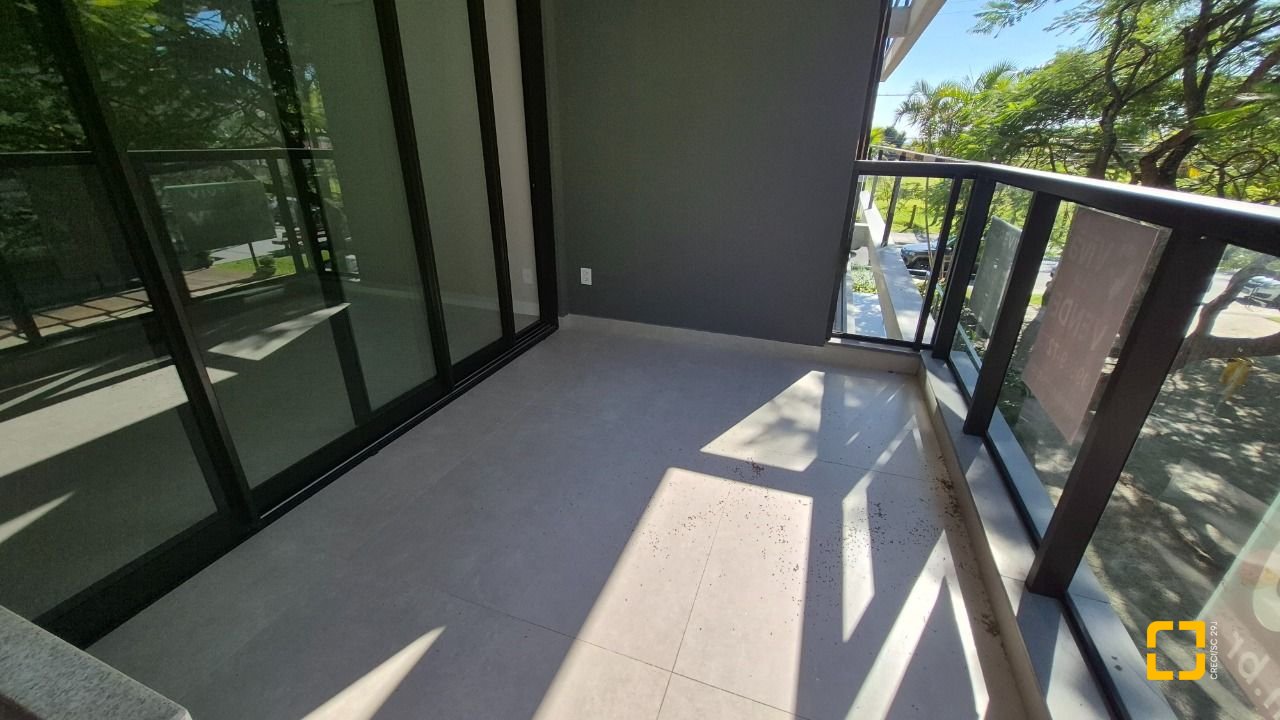Apartamento com 130m², 4 quartos (sendo 1 suíte), 2 garagens, no bairro Jurerê em Florianópolis