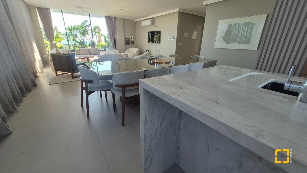 Apartamento com 130m², 4 quartos (sendo 1 suíte), 2 garagens, no bairro Jurerê em Florianópolis