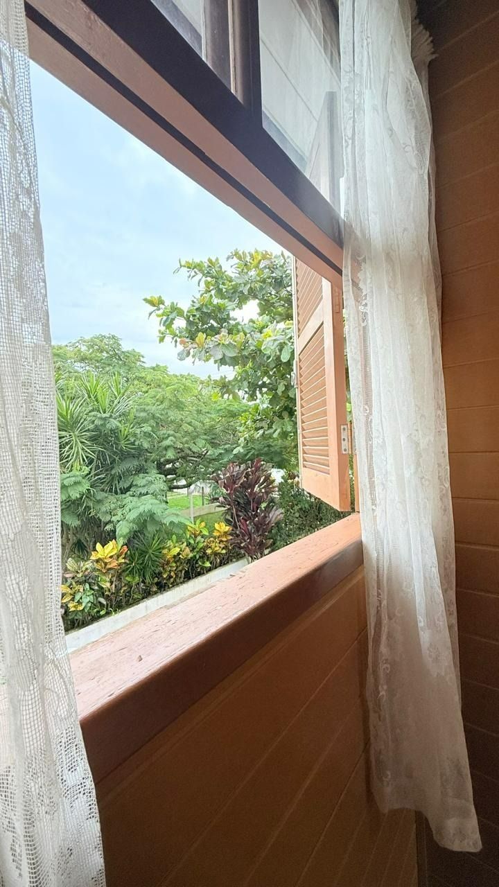 Casa com 160m², 3 quartos, 2 garagens, no bairro Ingleses do Rio Vermelho em Florianópolis