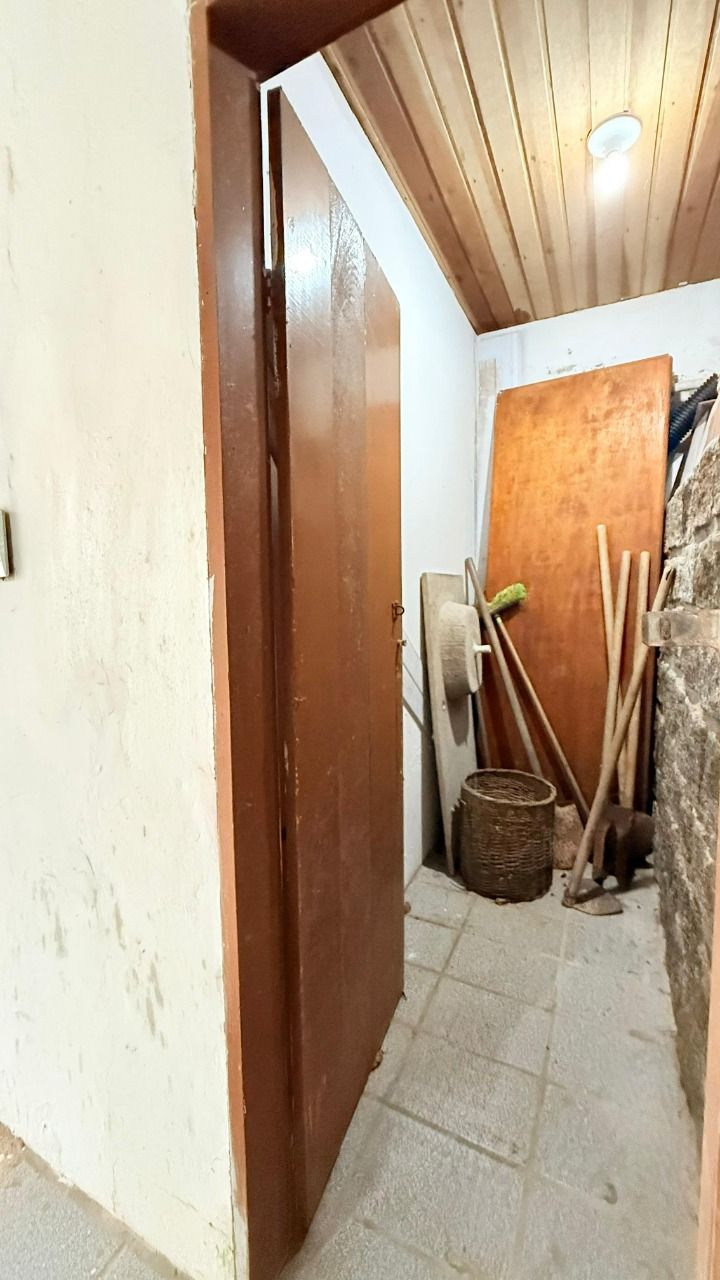 Casa com 160m², 3 quartos, 2 garagens, no bairro Ingleses do Rio Vermelho em Florianópolis