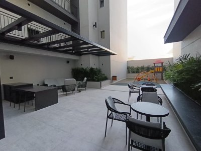 Studio com 32m², 1 quarto, 1 garagem, no bairro Centro em Florianópolis