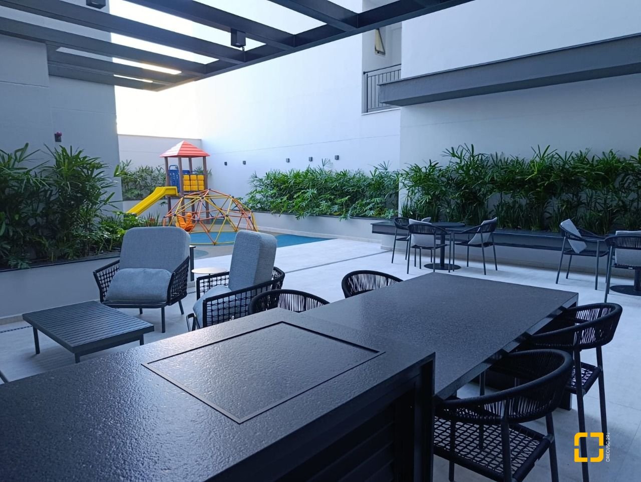Studio com 32m², 1 quarto, 1 garagem, no bairro Centro em Florianópolis