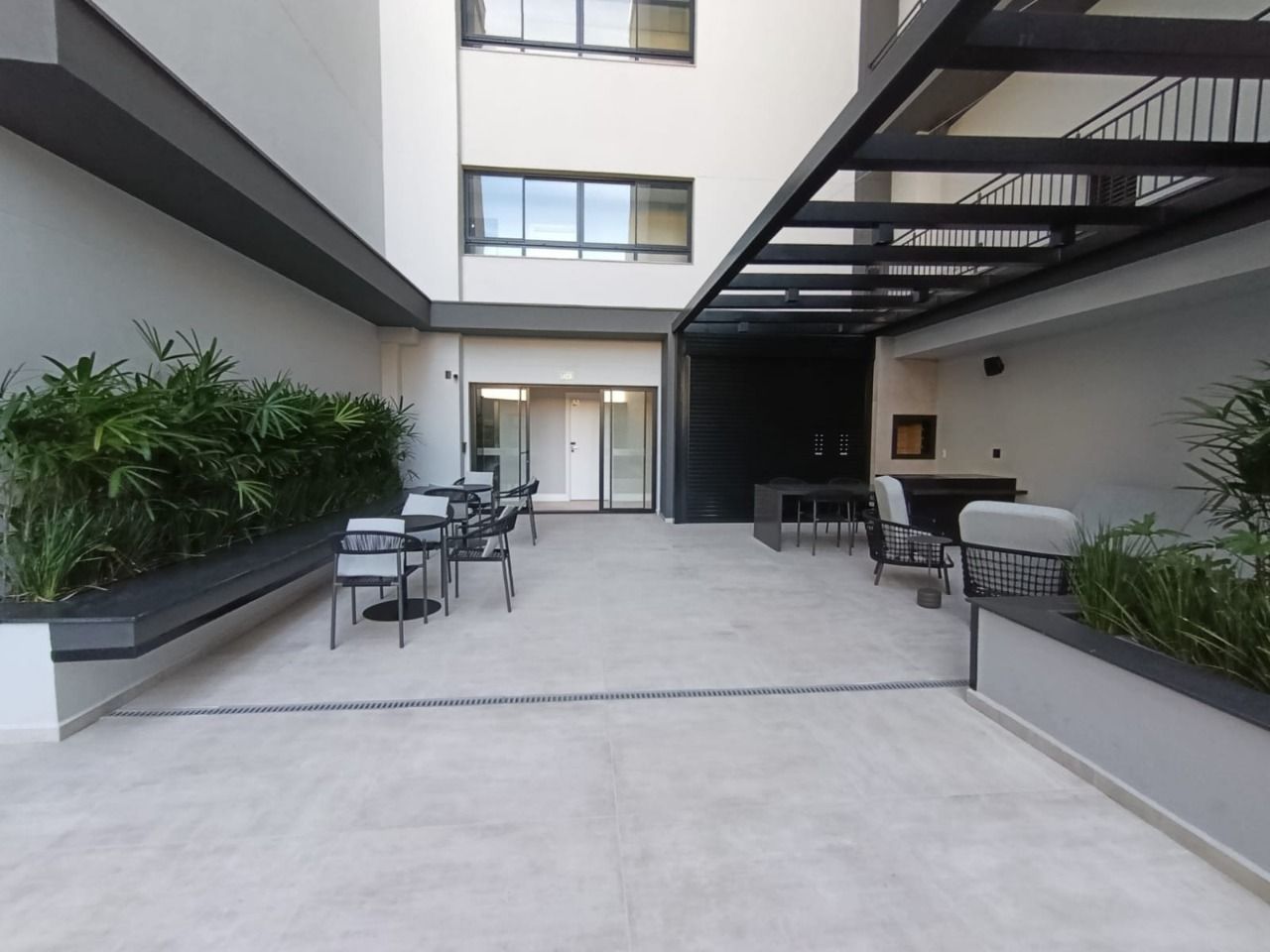 Studio com 32m², 1 quarto, 1 garagem, no bairro Centro em Florianópolis