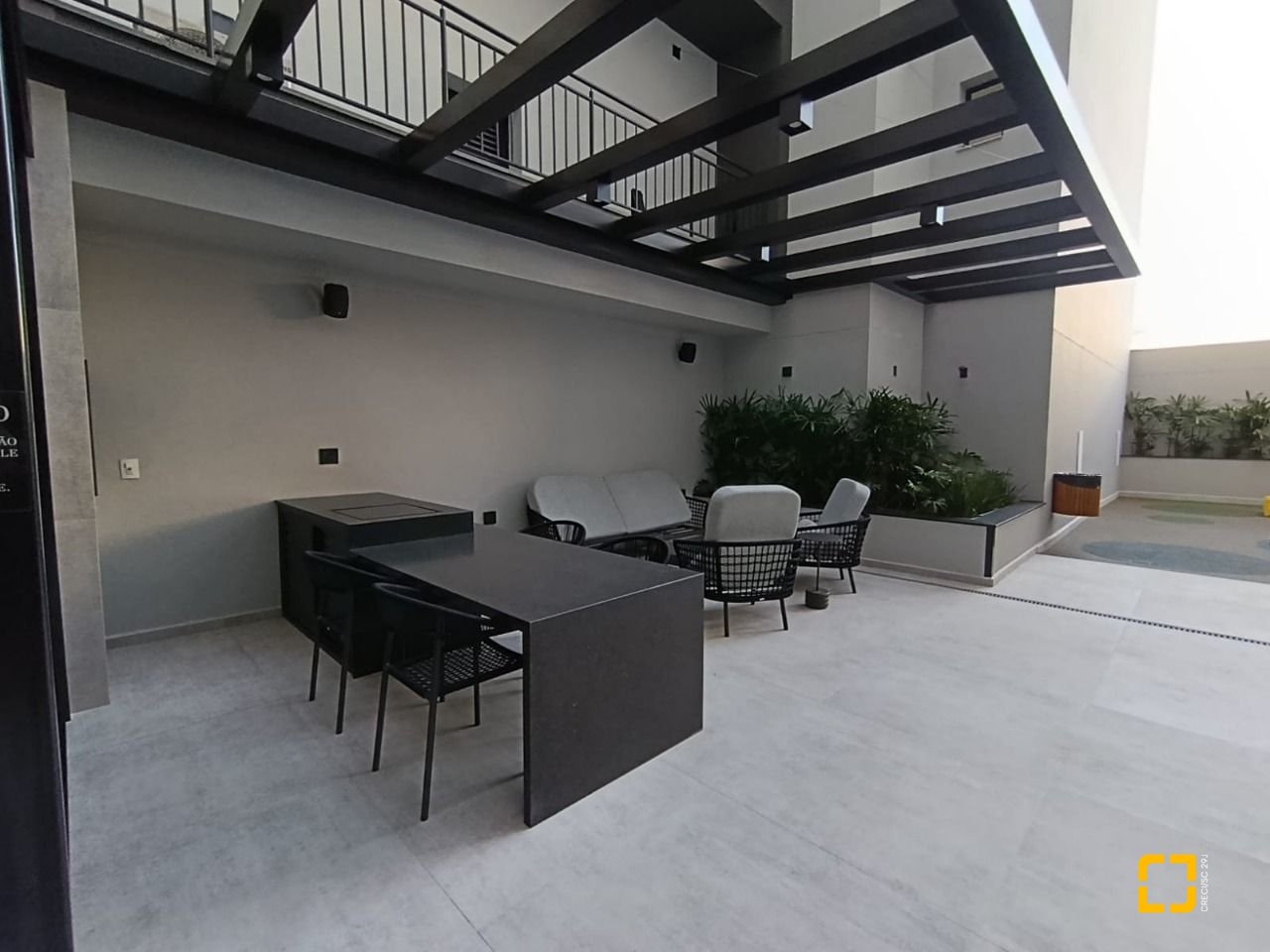 Studio com 32m², 1 quarto, 1 garagem, no bairro Centro em Florianópolis