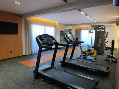 Studio com 32m², 1 quarto, 1 garagem, no bairro Centro em Florianópolis