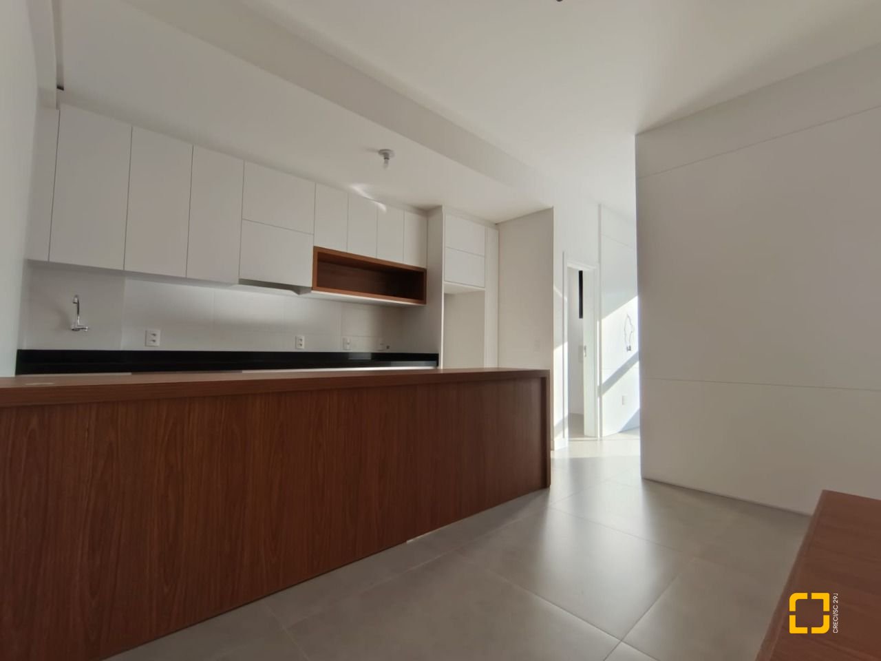 Studio com 32m², 1 quarto, 1 garagem, no bairro Centro em Florianópolis