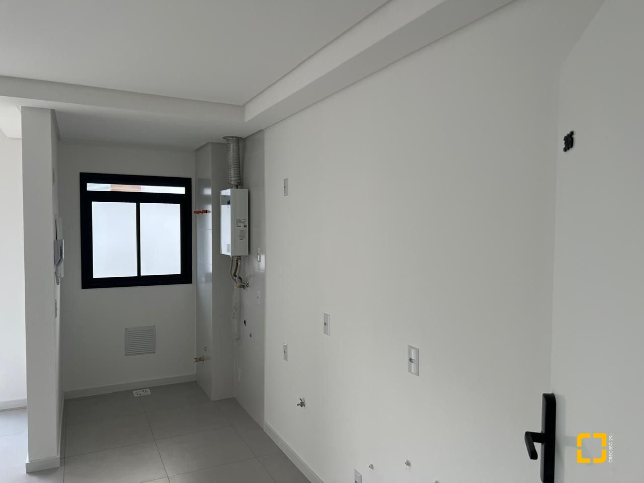 Apartamento com 43m², 1 quarto (sendo 1 suíte), 1 garagem, no bairro Trindade em Florianópolis