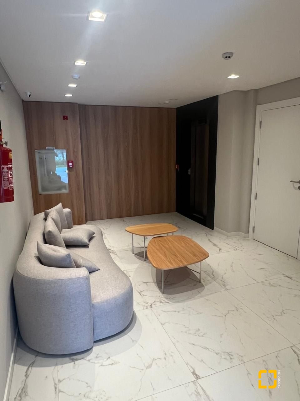 Apartamento com 43m², 1 quarto (sendo 1 suíte), 1 garagem, no bairro Trindade em Florianópolis