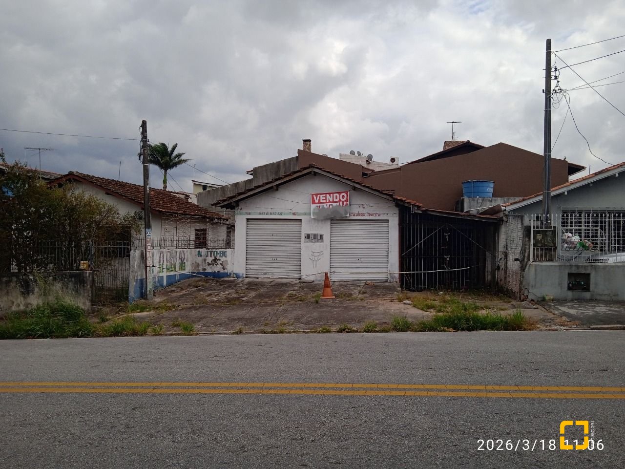 Sala com 120m², no bairro Bela Vista em São José