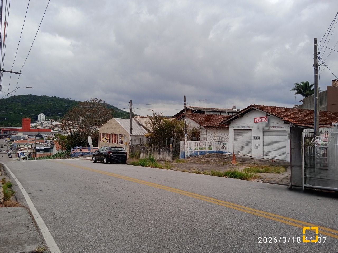 Sala com 120m², no bairro Bela Vista em São José