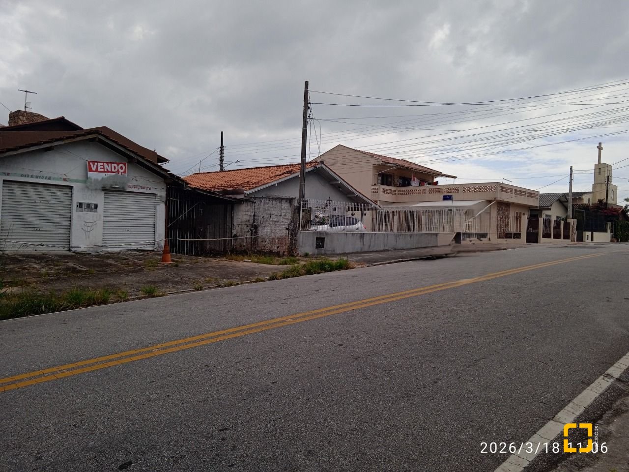 Sala com 120m², no bairro Bela Vista em São José