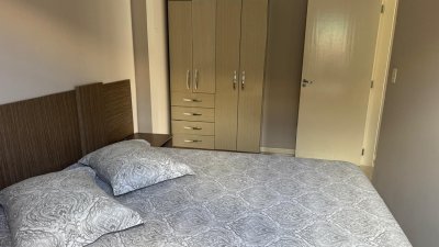 Casa com 215m², 4 quartos (sendo 1 suíte), 2 garagens, no bairro Campeche em Florianópolis