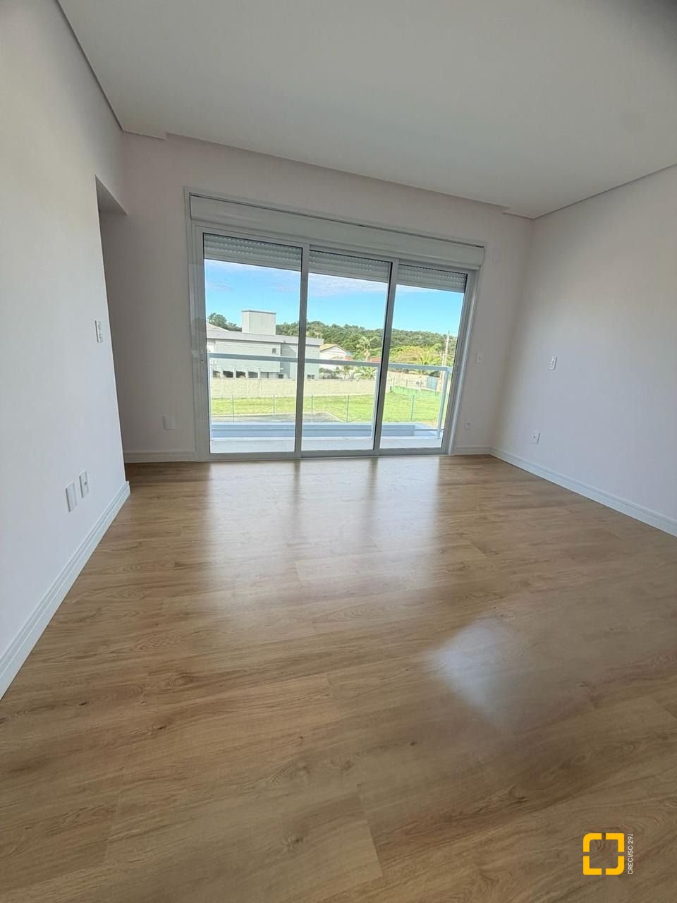 Casa de Condomínio com 226m², 4 quartos (sendo 3 suítes), 2 garagens, no bairro Rio Vermelho em Florianópolis