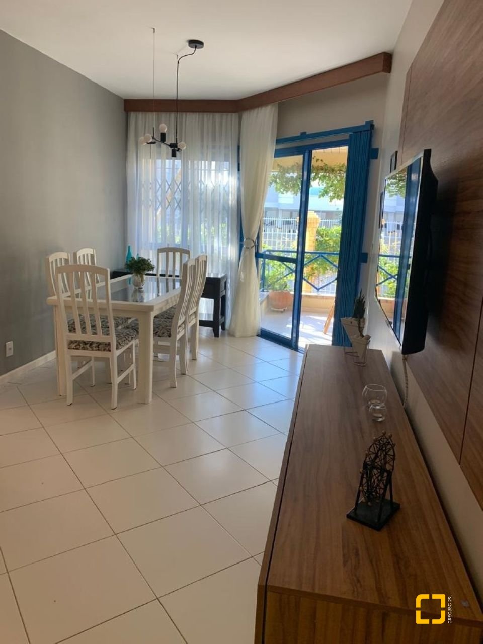 Apartamento com 97m², 3 quartos (sendo 1 suíte), 1 garagem, no bairro Ingleses em Florianópolis