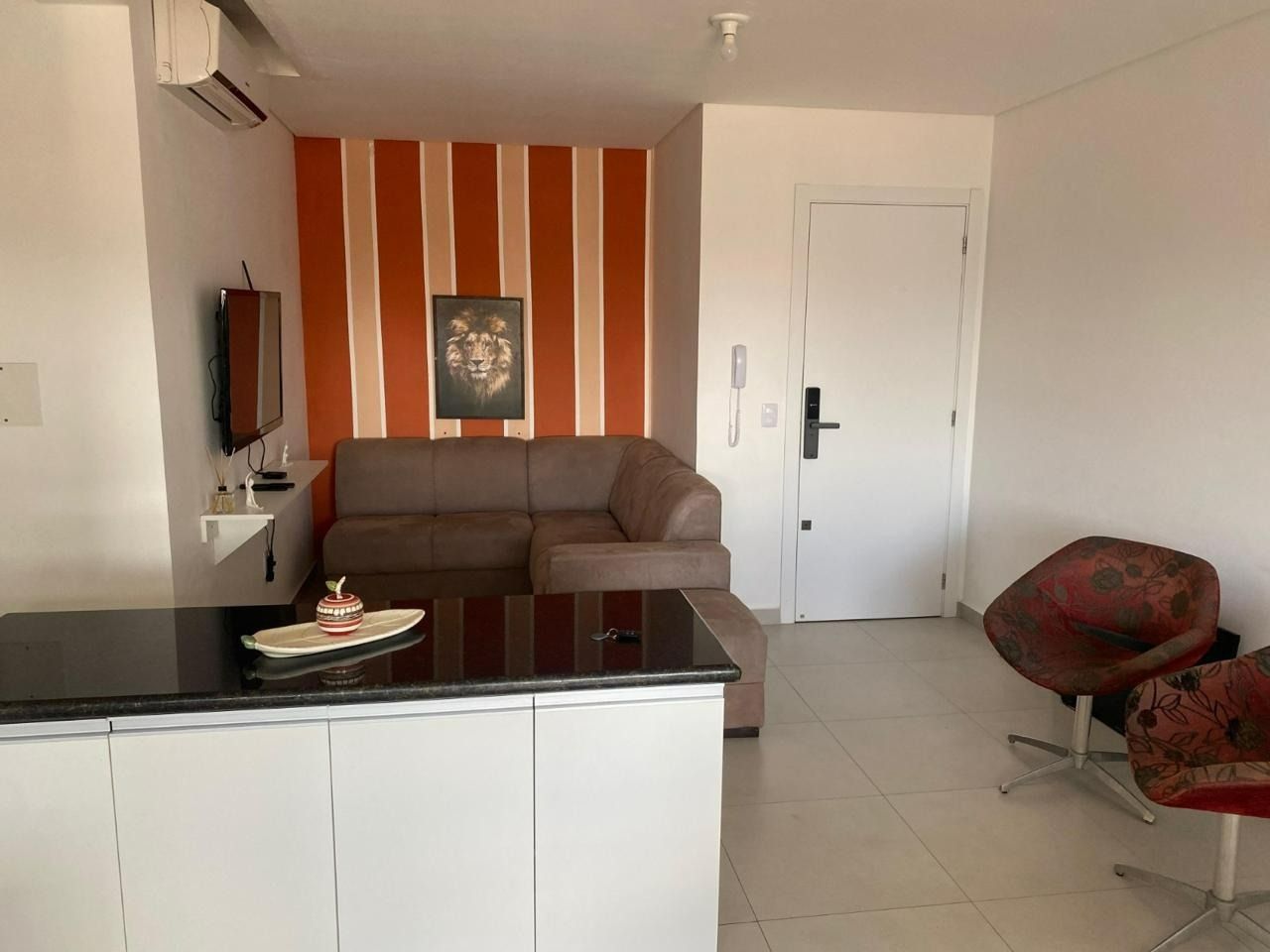 Apartamento com 79m², 2 quartos (sendo 1 suíte), 1 garagem, no bairro Ingleses do Rio Vermelho em Florianópolis