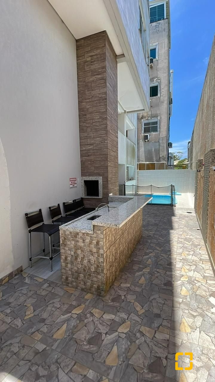 Apartamento com 79m², 2 quartos (sendo 1 suíte), 1 garagem, no bairro Ingleses do Rio Vermelho em Florianópolis