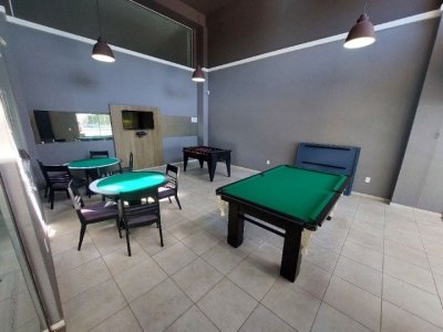 Apartamento com 88m², 3 quartos (sendo 1 suíte), 2 garagens, no bairro Pantanal em Florianópolis