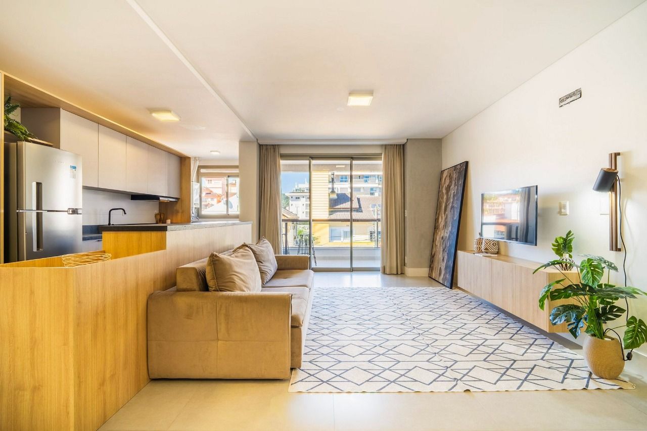 Apartamento com 115m², 3 quartos (sendo 3 suítes), 2 garagens, no bairro Jurerê em Florianópolis