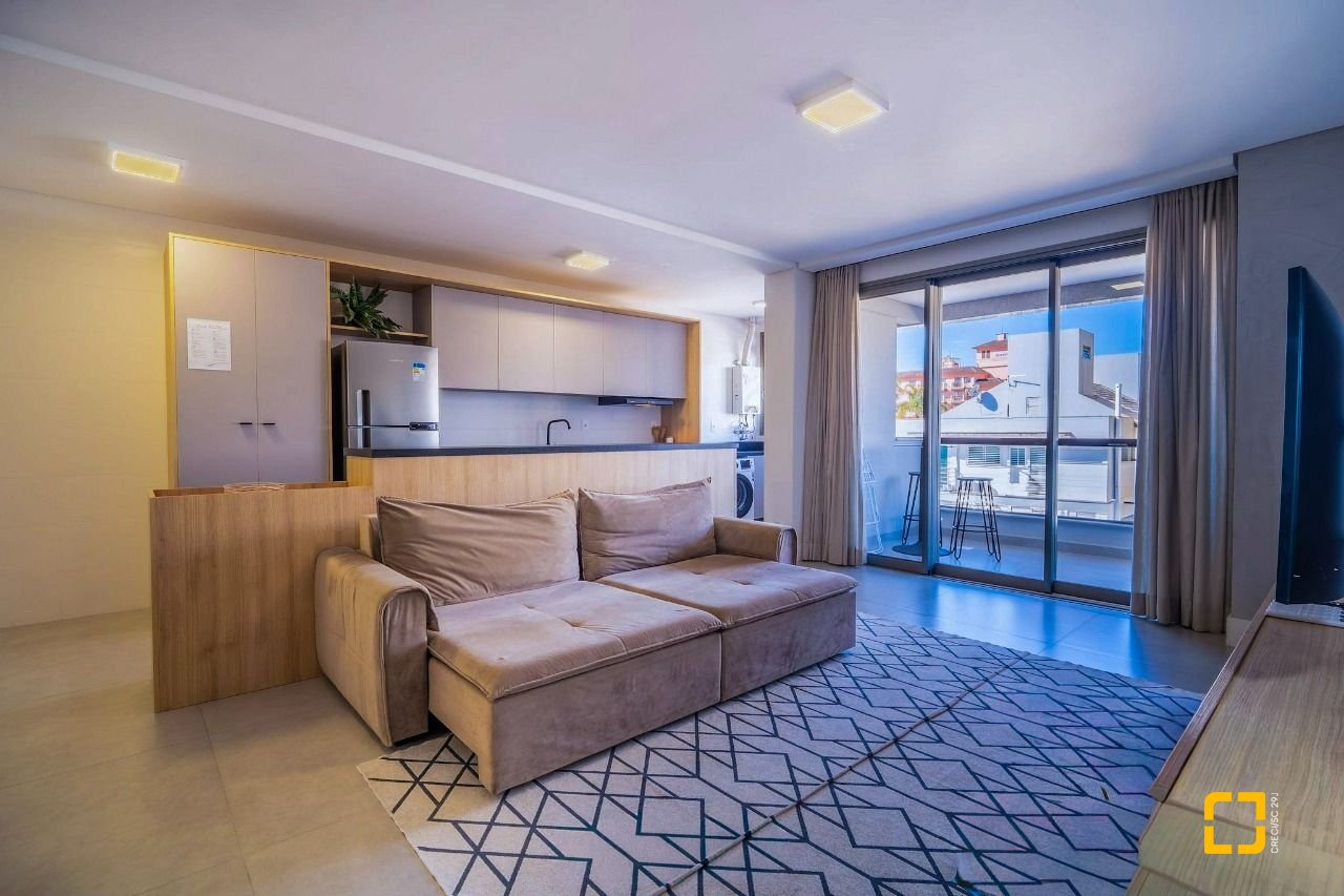 Apartamento com 115m², 3 quartos (sendo 3 suítes), 2 garagens, no bairro Jurerê em Florianópolis