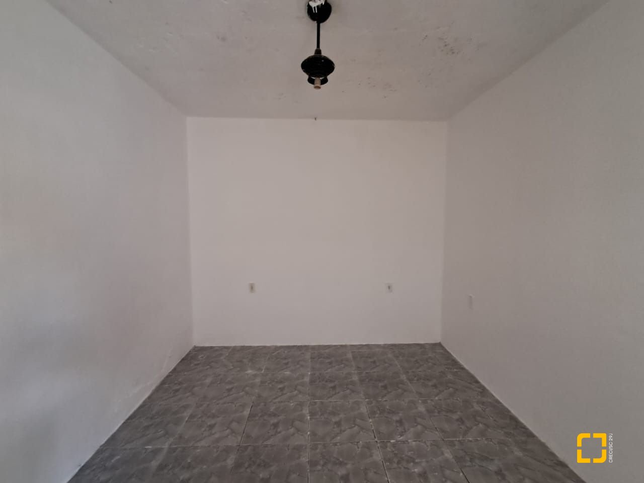 Casa com 150m², 2 quartos, 1 garagem, no bairro Rio Vermelho em Florianópolis