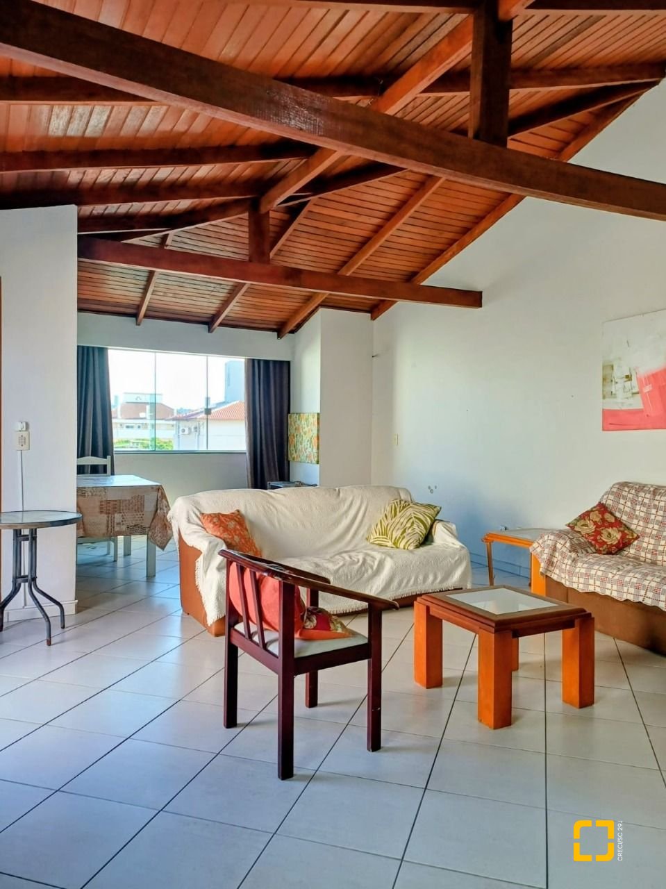 Cobertura com 126m², 3 quartos (sendo 1 suíte), 1 garagem, no bairro Cachoeira do Bom Jesus em Florianópolis