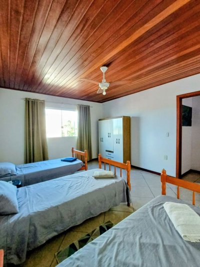 Cobertura com 126m², 3 quartos (sendo 1 suíte), 1 garagem, no bairro Cachoeira do Bom Jesus em Florianópolis