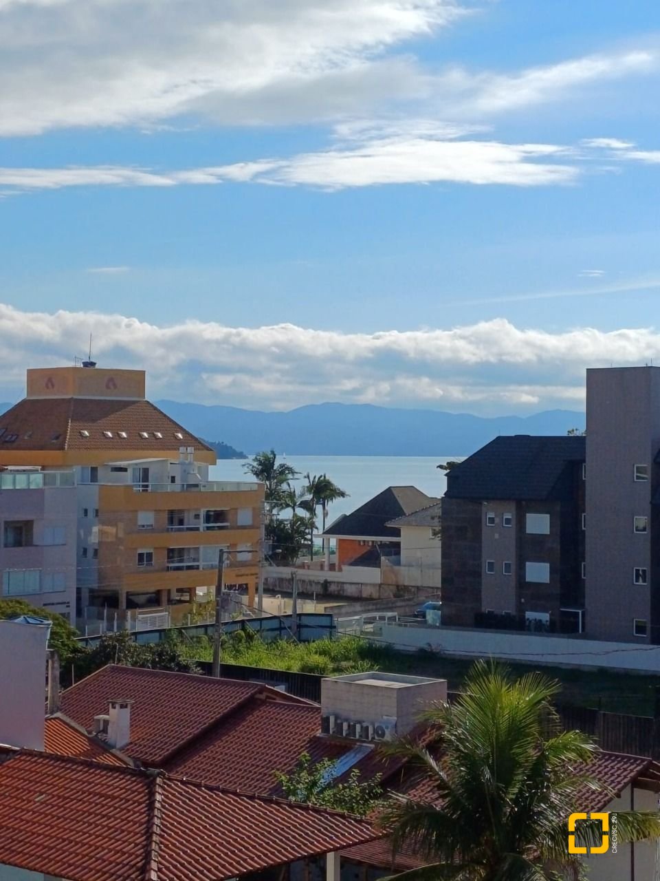 Cobertura com 126m², 3 quartos (sendo 1 suíte), 1 garagem, no bairro Cachoeira do Bom Jesus em Florianópolis