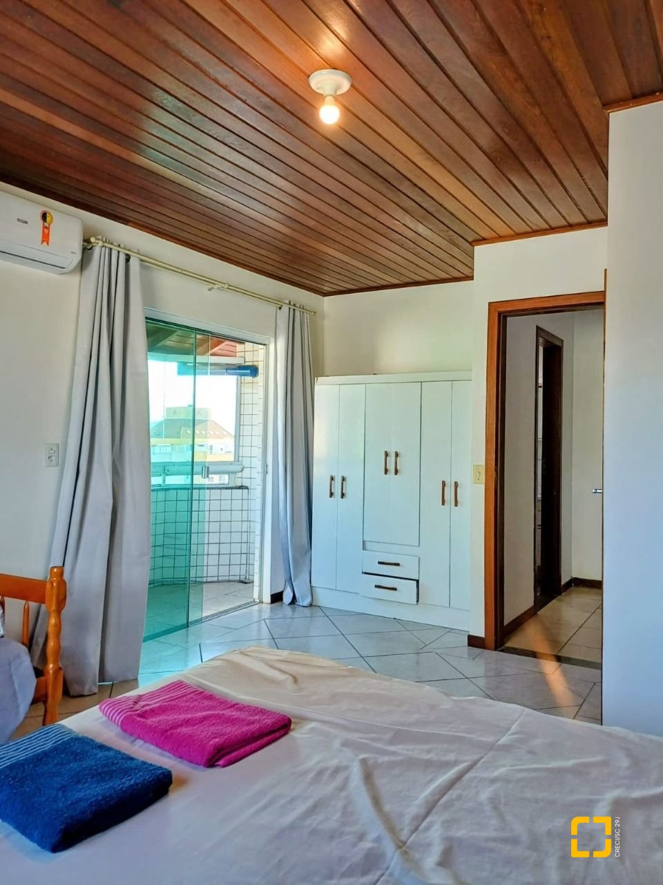 Cobertura com 126m², 3 quartos (sendo 1 suíte), 1 garagem, no bairro Cachoeira do Bom Jesus em Florianópolis