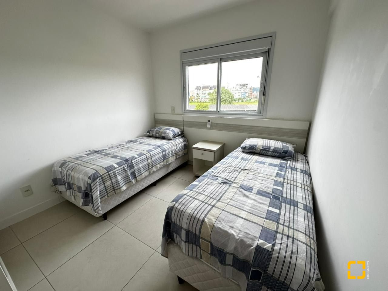 Apartamento com 71m², 2 quartos (sendo 2 suítes), 1 garagem, no bairro Cachoeira do Bom Jesus em Florianópolis