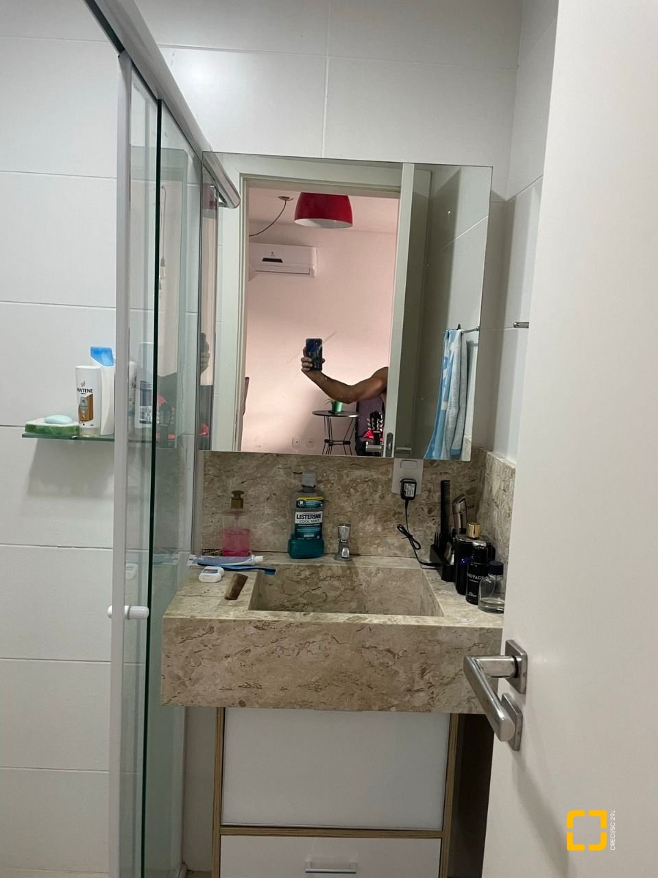 Apartamento com 49m², 1 quarto, 1 garagem, no bairro Jurerê em Florianópolis