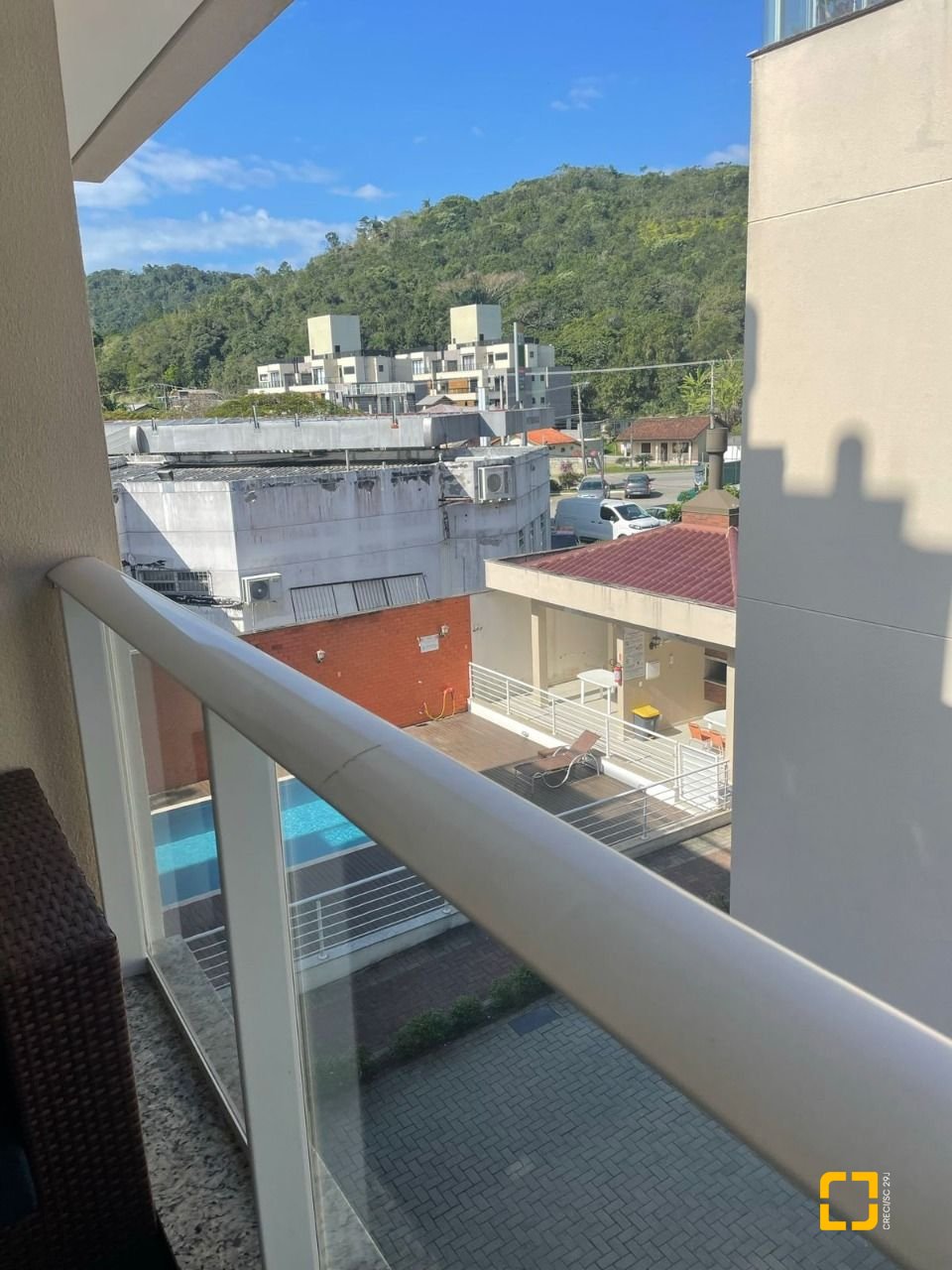 Apartamento com 49m², 1 quarto, 1 garagem, no bairro Jurerê em Florianópolis