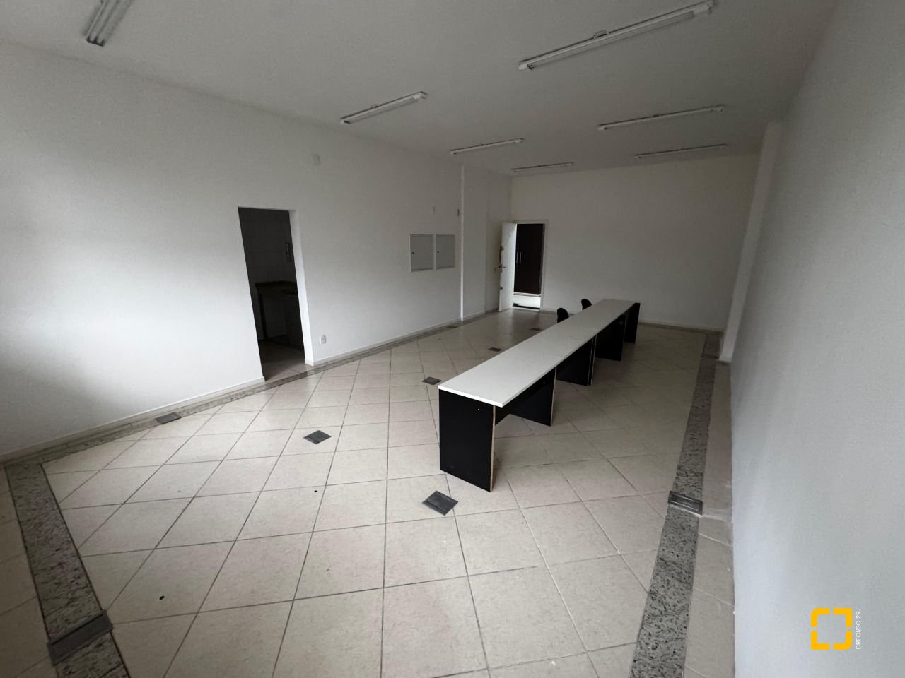 Sala com 50m², 1 garagem, no bairro João Paulo em Florianópolis