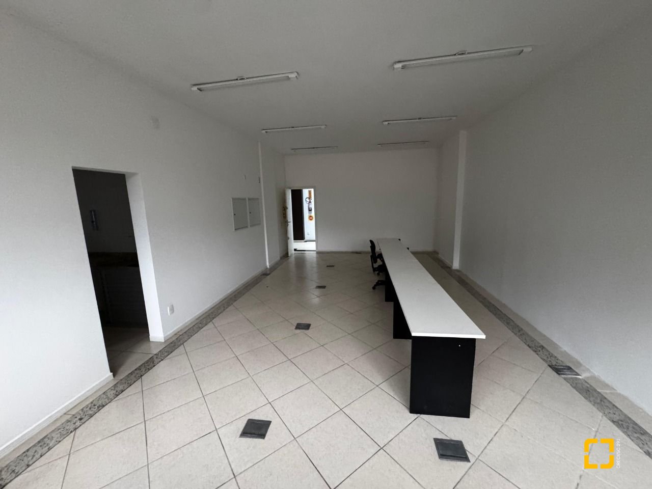 Sala com 50m², 1 garagem, no bairro João Paulo em Florianópolis
