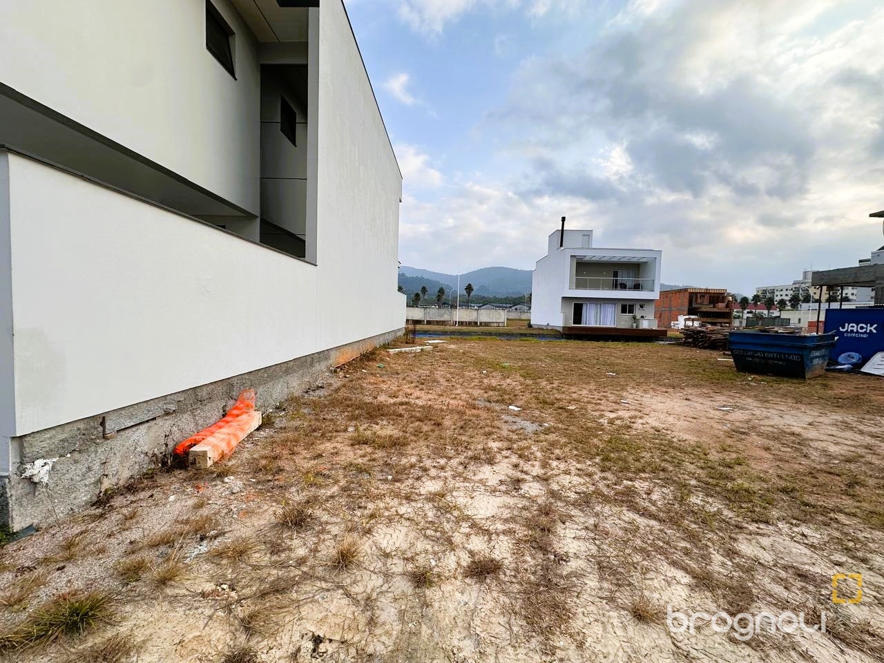 Terreno com 150m², no bairro Beira Rio em Biguaçu