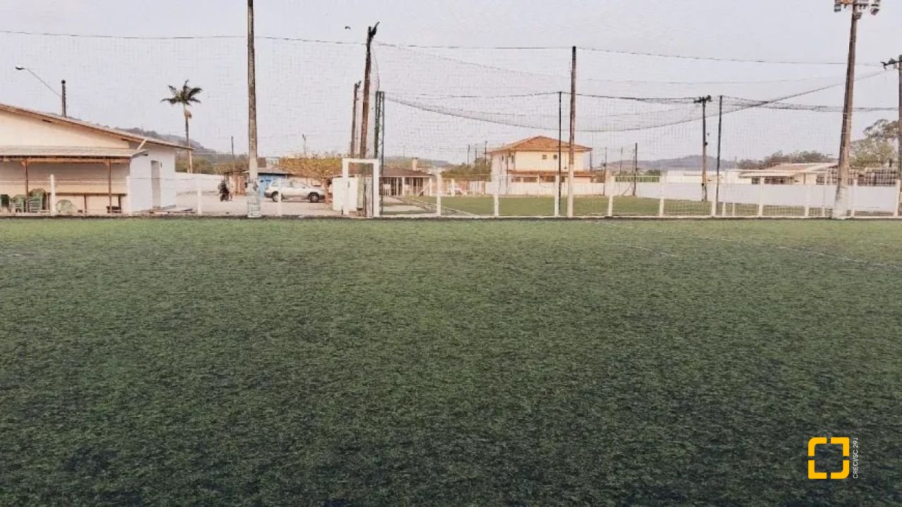 Terreno com 5275m², no bairro Forquilhas em São José