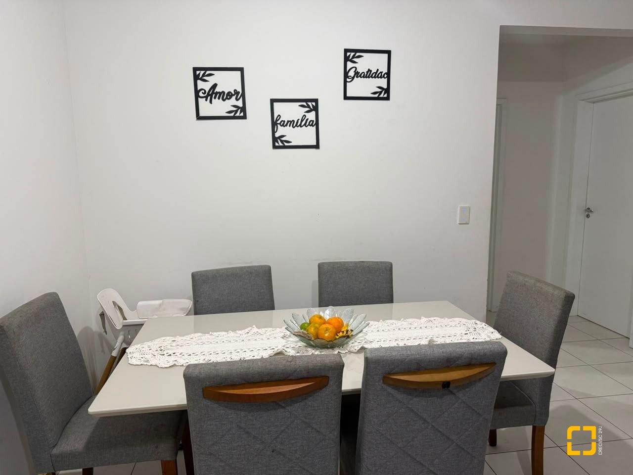 Apartamento com 56m², 2 quartos, 1 garagem, no bairro Aririu em Palhoça