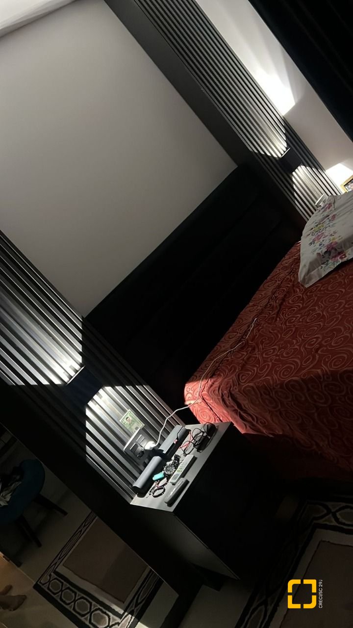 Apartamento com 120m², 3 quartos (sendo 1 suíte), 2 garagens, no bairro Centro em Palhoça