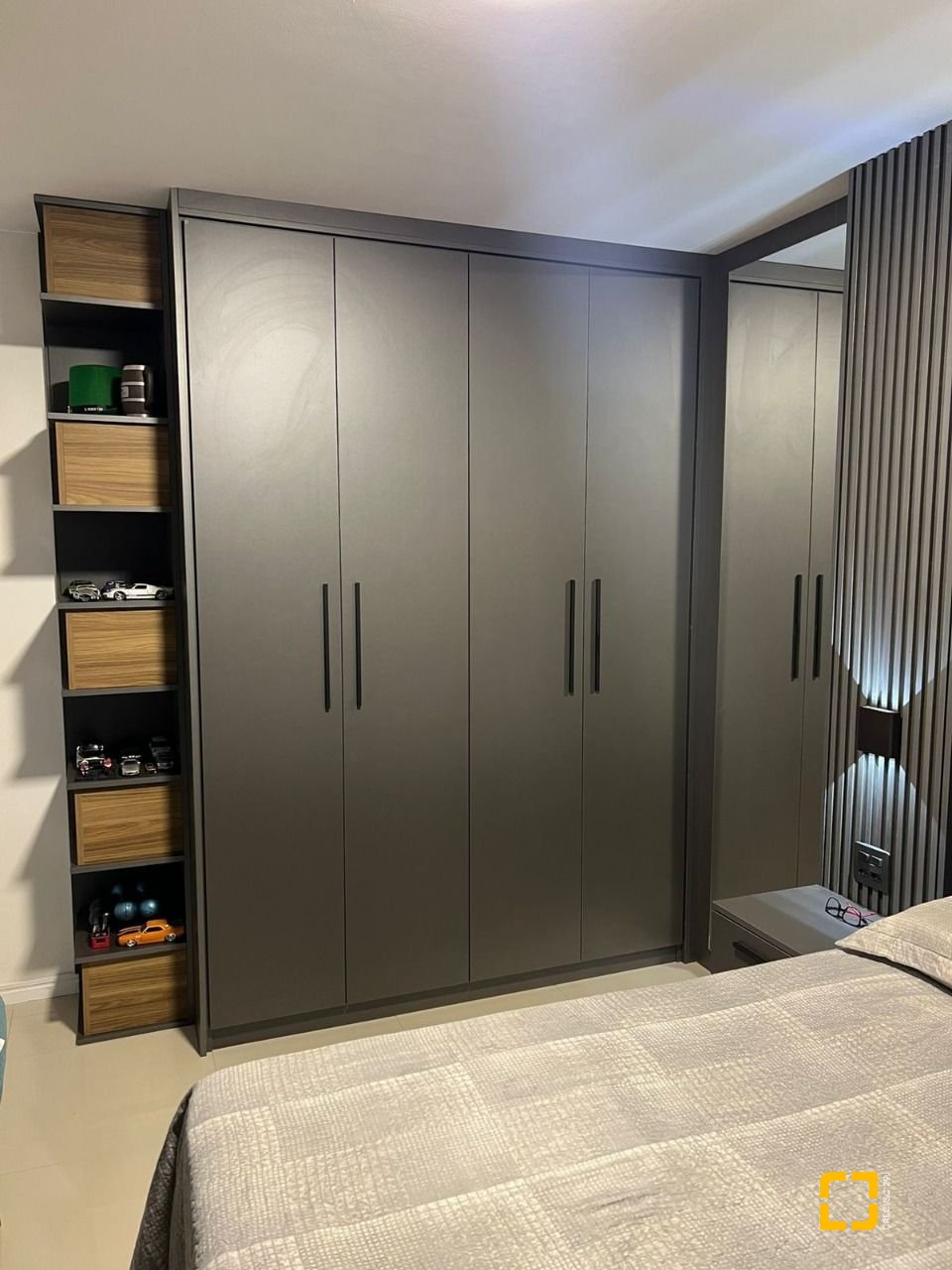 Apartamento com 120m², 3 quartos (sendo 1 suíte), 2 garagens, no bairro Centro em Palhoça