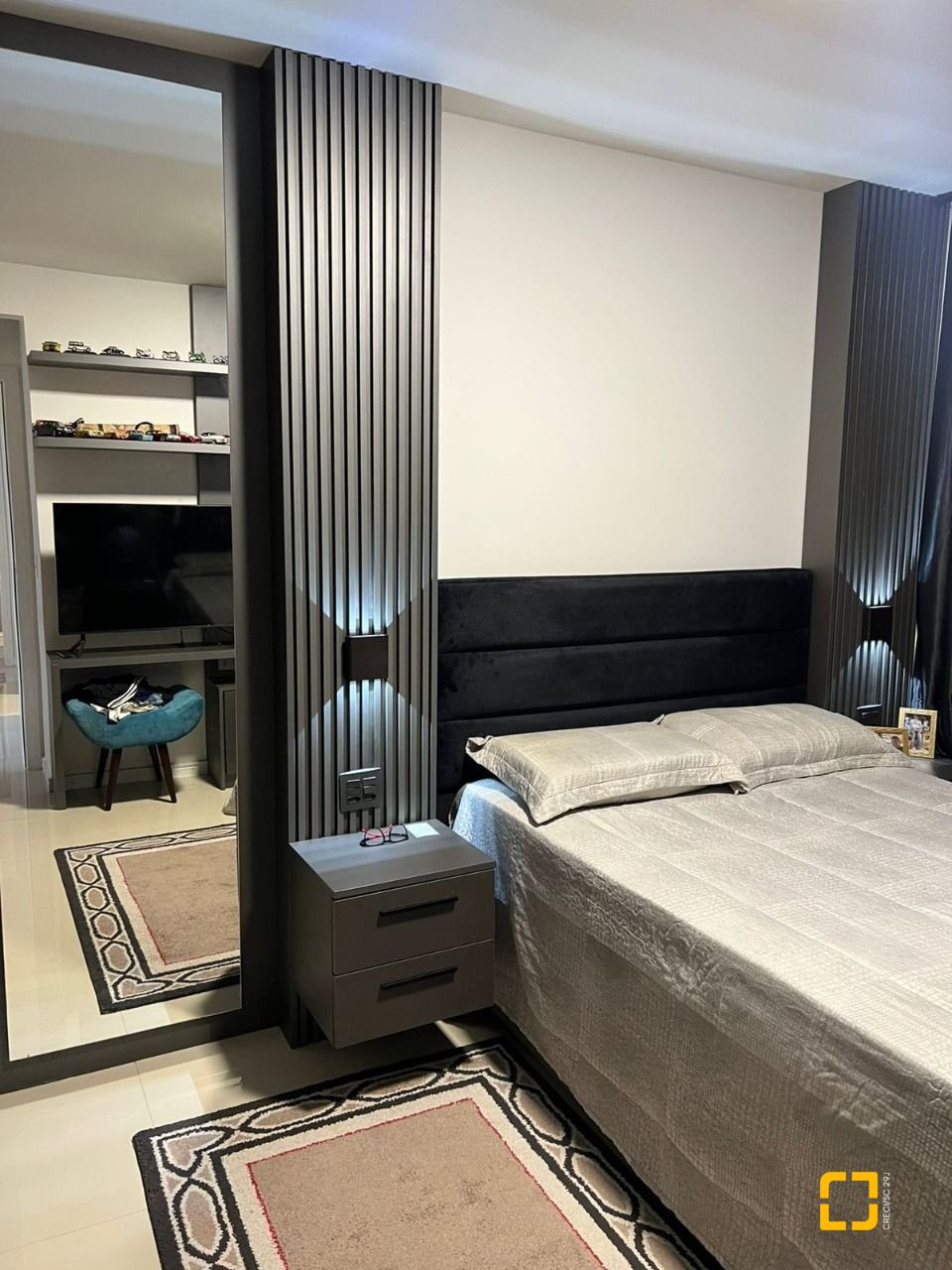 Apartamento com 120m², 3 quartos (sendo 1 suíte), 2 garagens, no bairro Centro em Palhoça