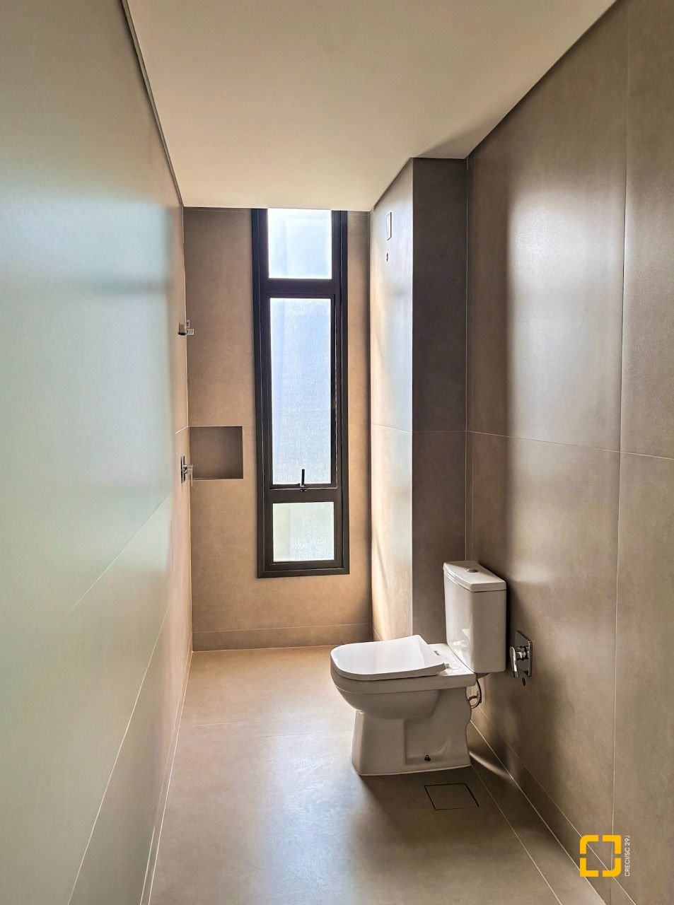 Apartamento com 119m², 3 quartos (sendo 3 suítes), 2 garagens, no bairro Jurerê em Florianópolis