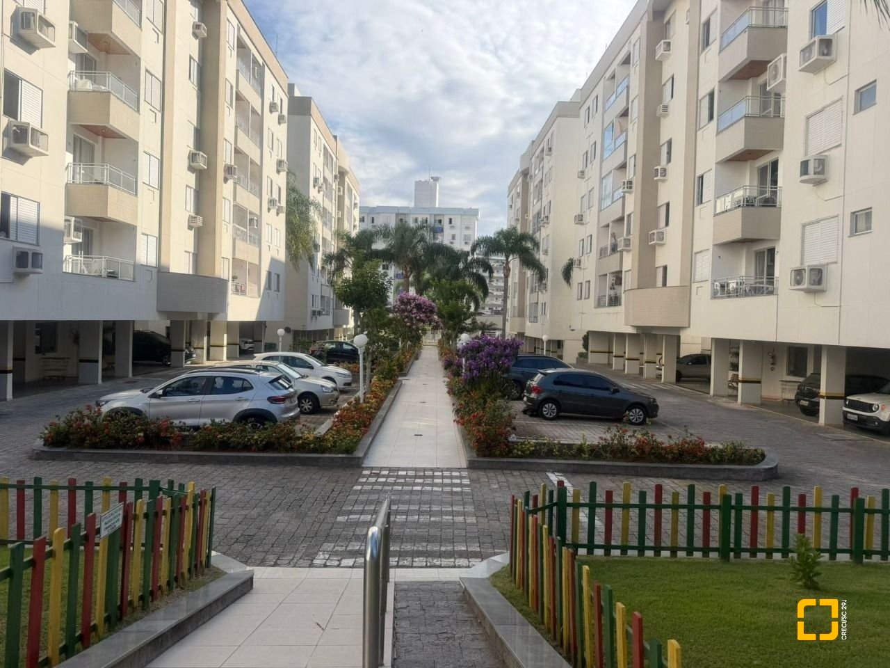 Apartamento com 74m², 3 quartos (sendo 1 suíte), 1 garagem, no bairro Itacorubi em Florianópolis