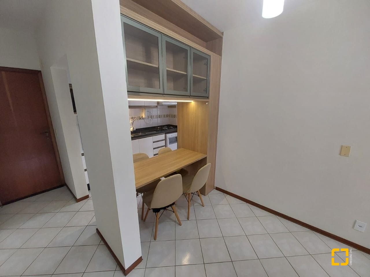 Apartamento com 74m², 3 quartos (sendo 1 suíte), 1 garagem, no bairro Itacorubi em Florianópolis