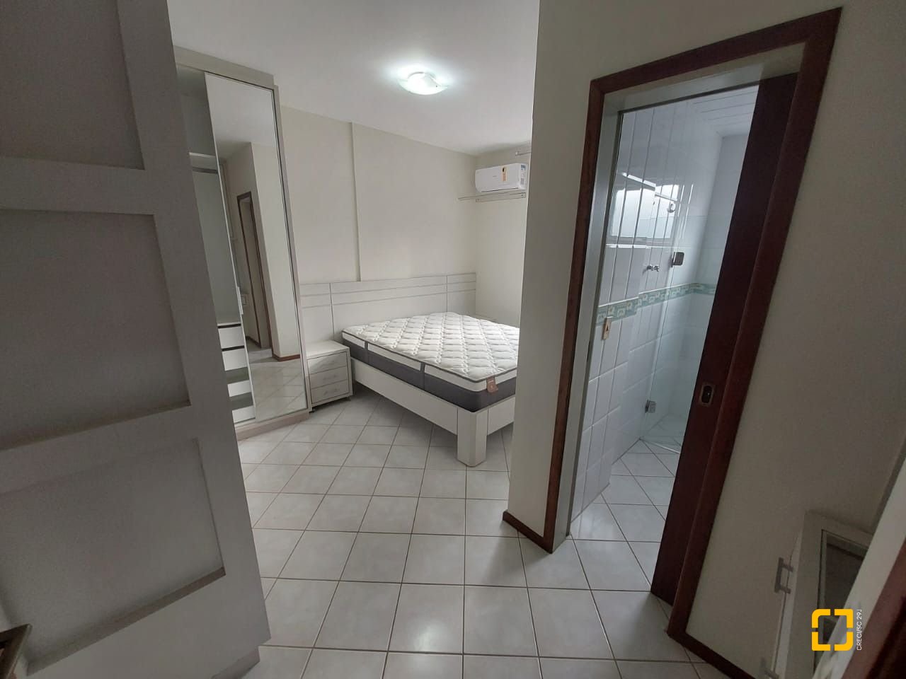 Apartamento com 74m², 3 quartos (sendo 1 suíte), 1 garagem, no bairro Itacorubi em Florianópolis