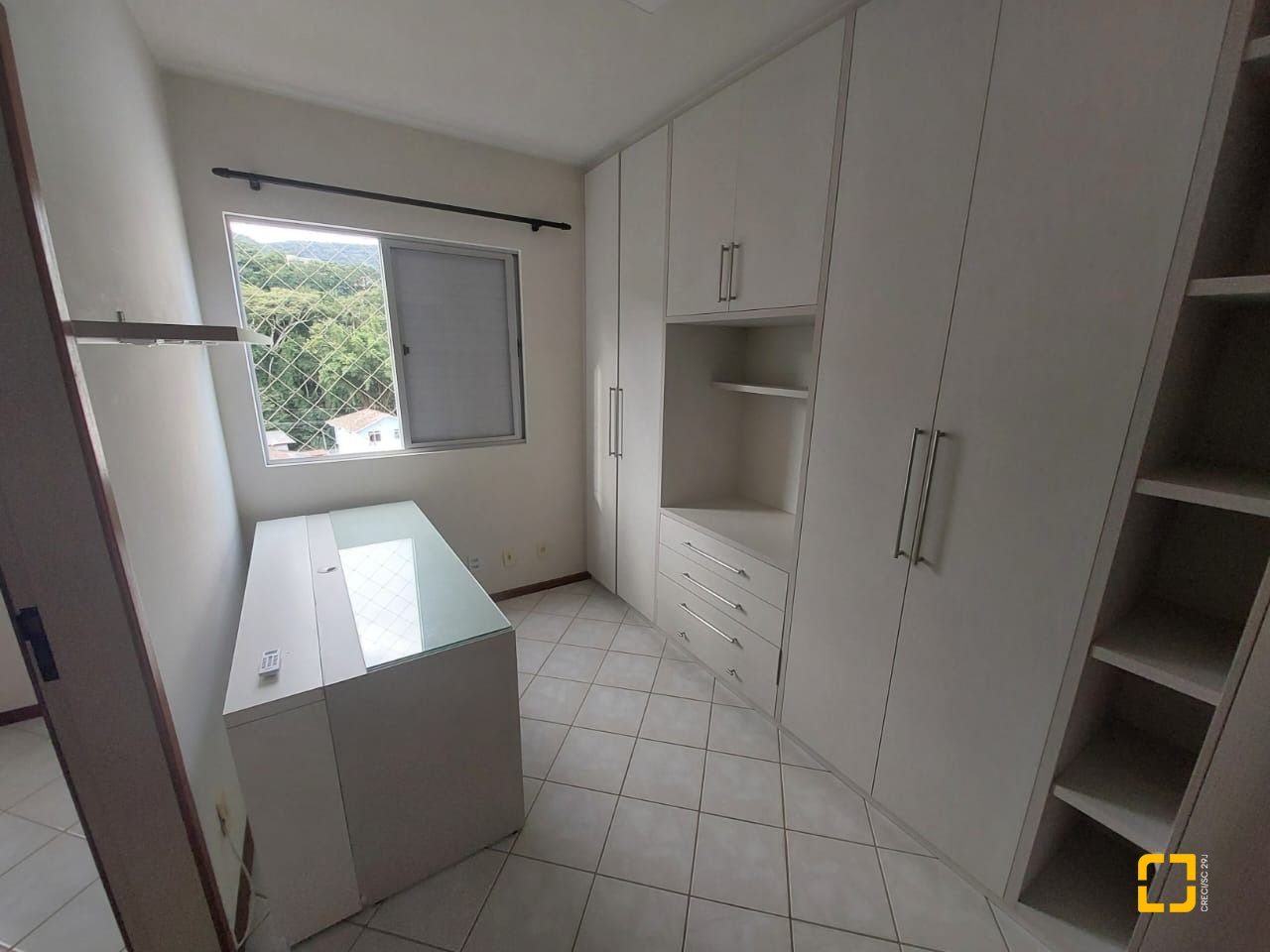 Apartamento com 74m², 3 quartos (sendo 1 suíte), 1 garagem, no bairro Itacorubi em Florianópolis
