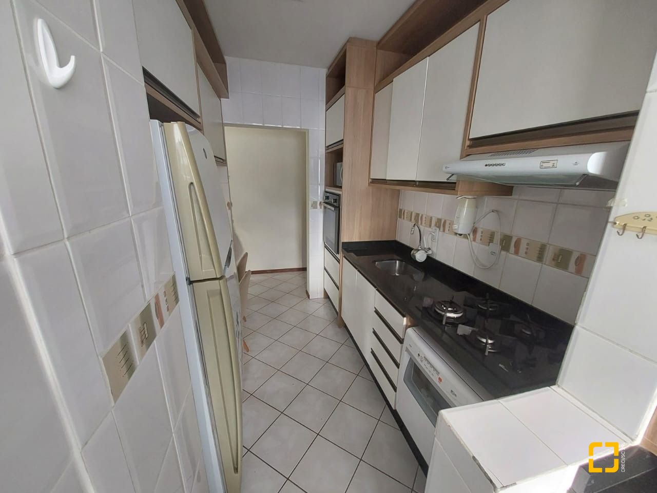 Apartamento com 74m², 3 quartos (sendo 1 suíte), 1 garagem, no bairro Itacorubi em Florianópolis