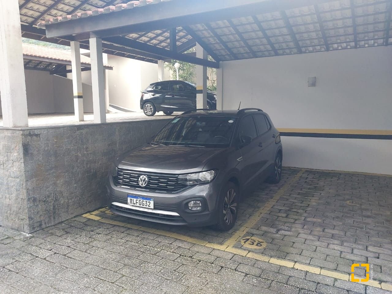 Apartamento com 74m², 3 quartos (sendo 1 suíte), 1 garagem, no bairro Itacorubi em Florianópolis