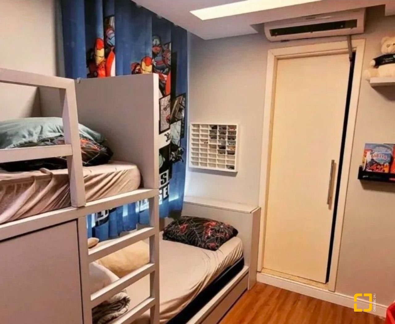 Apartamento com 97m², 3 quartos (sendo 1 suíte), no bairro Centro em Florianópolis